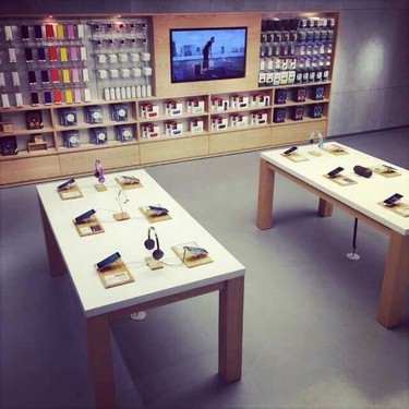 一加北京藍(lán)港線下體驗(yàn)店12月20日盛大開業(yè) 技術(shù)驅(qū)動(dòng)，服務(wù)至上